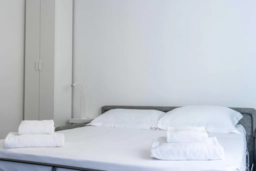 Apartment Santa Felicita Studio - Ponte Vecchio Florence Italy