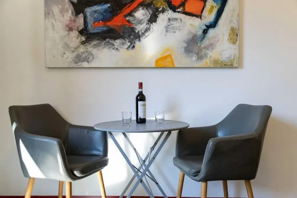 Apartment Santa Felicita Studio - Ponte Vecchio Florence